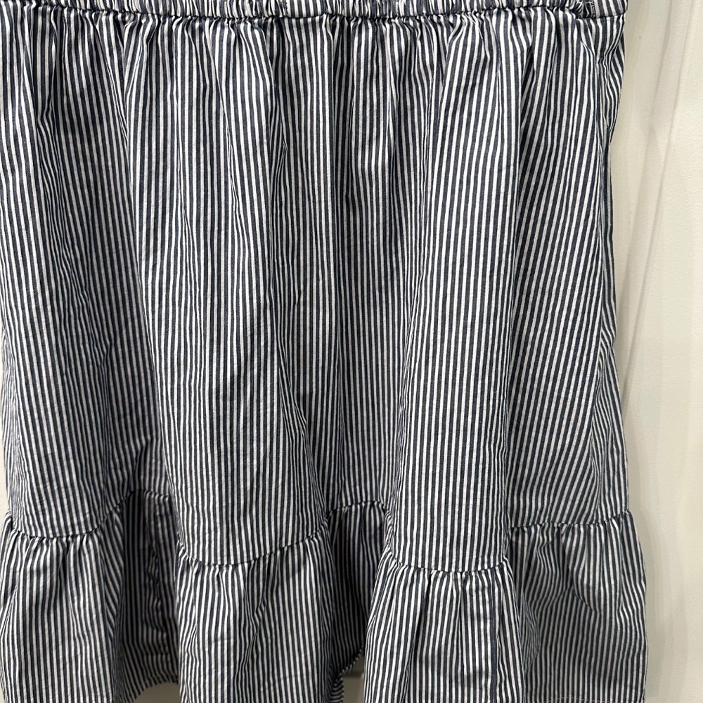 J.Crew Striped Smocked Shirt Dress Black White Ruffle Hem Cottagecore M - Picture 3 of 6